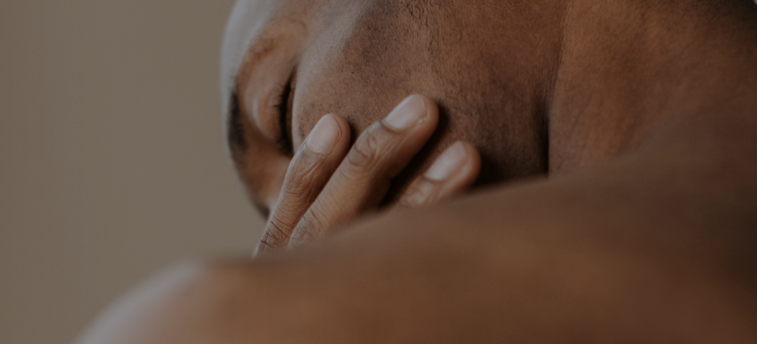 Cuando el sistema nervioso se protege: trauma, sexo e intimidad